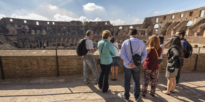 Professionals and cons to taking an escorted excursion even as touring 1